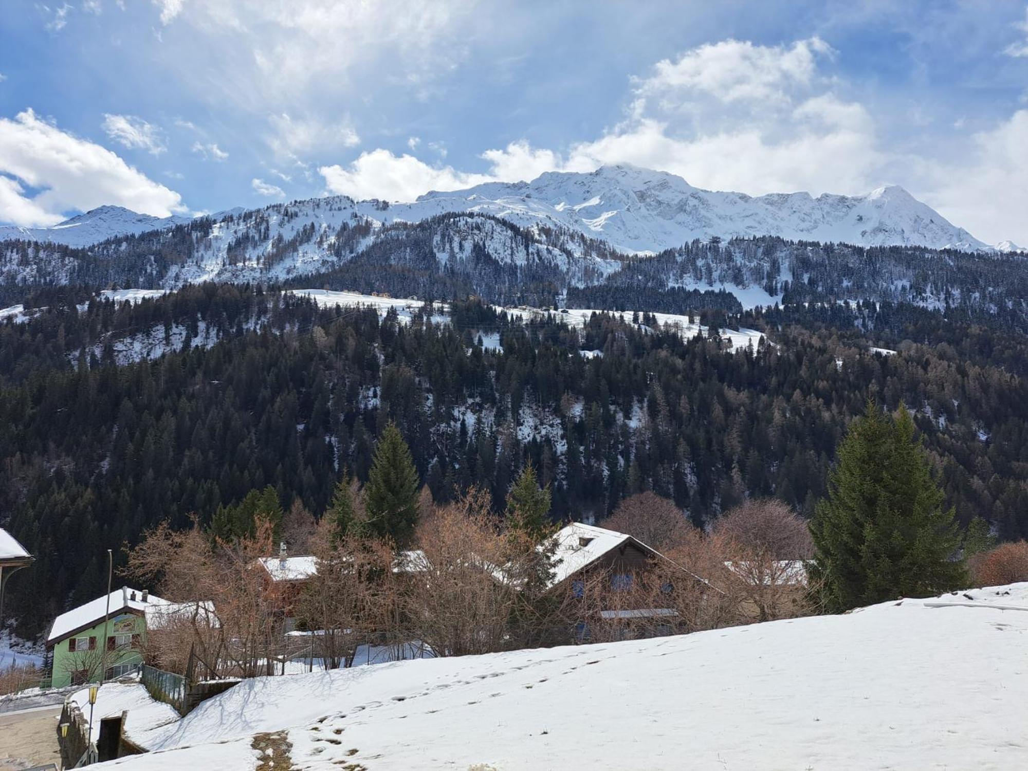 Airolo Valley Apartments By Quokka 360 - Cozy With Mountain View エクステリア 写真