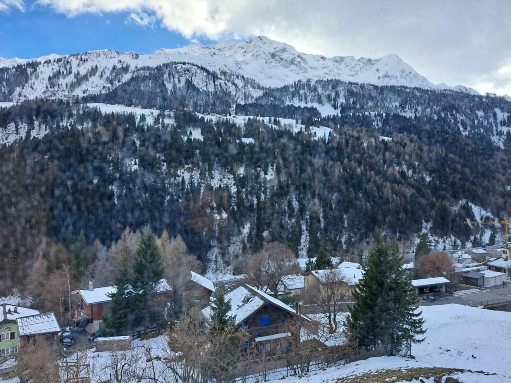 Airolo Valley Apartments By Quokka 360 - Cozy With Mountain View エクステリア 写真